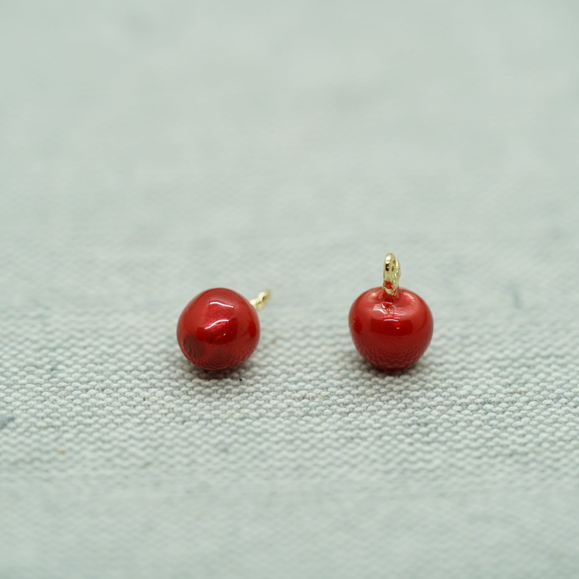 Apple Charm, Tiny / Phone / Keychain Charm, Gold Plated, Red Enamel, Miniature Fruit Pendant, DIY Jewelry Making - onesika