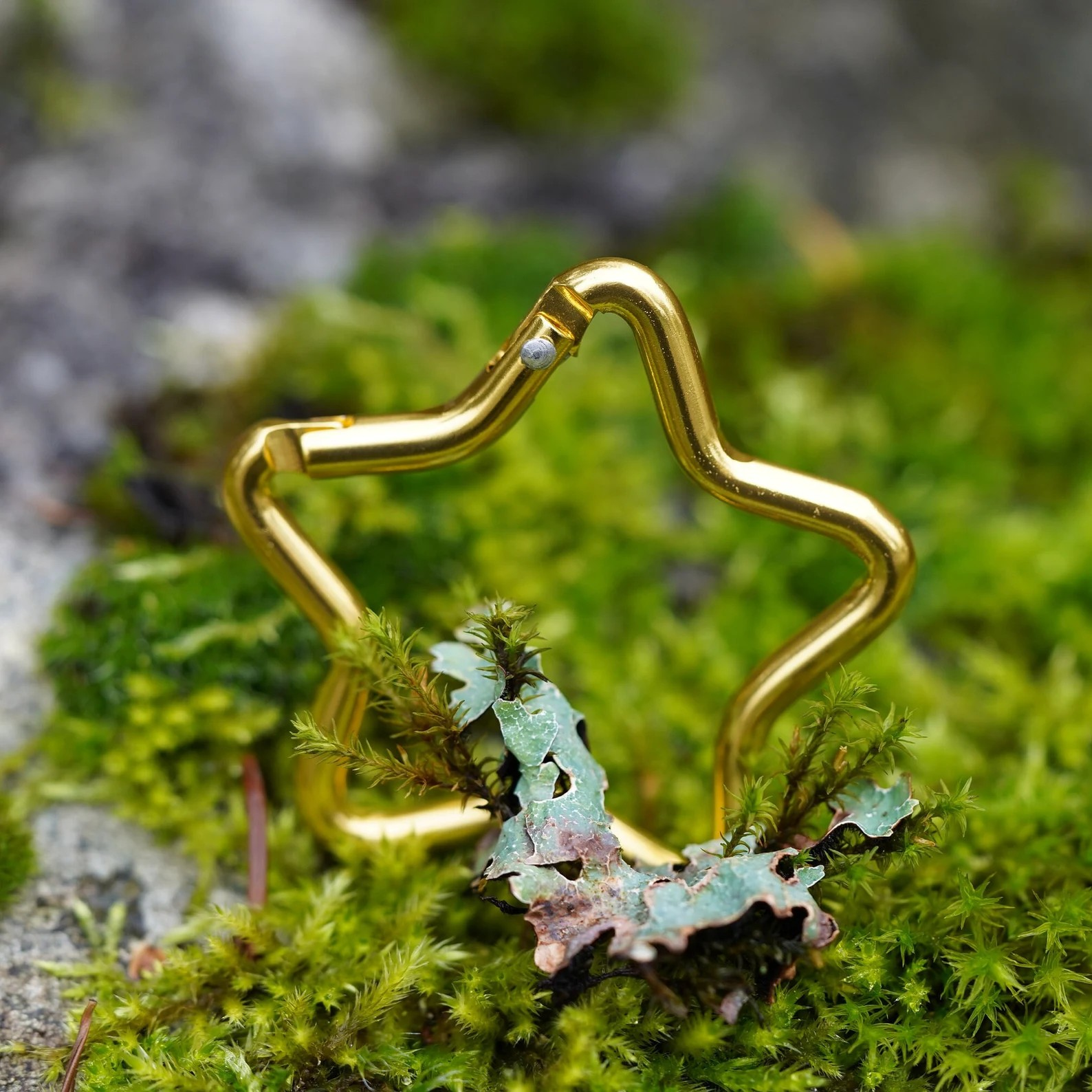 48mm Star-Shaped Alloy Carabiner Clip Clasp Spring Hook Keyring Camping Karabiner Holder - onesika